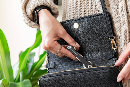 KeySmart Leather Key Holder | Leather | Holds 10 Keys