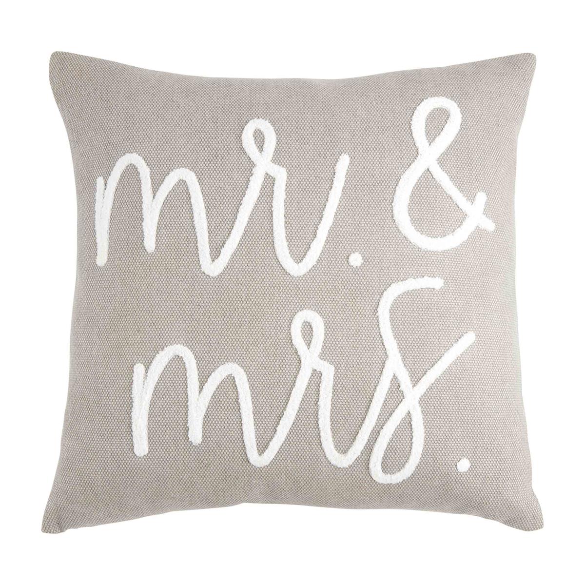 Pillow Mr/Mrs