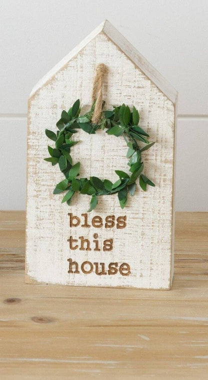Block Houses With Wreaths