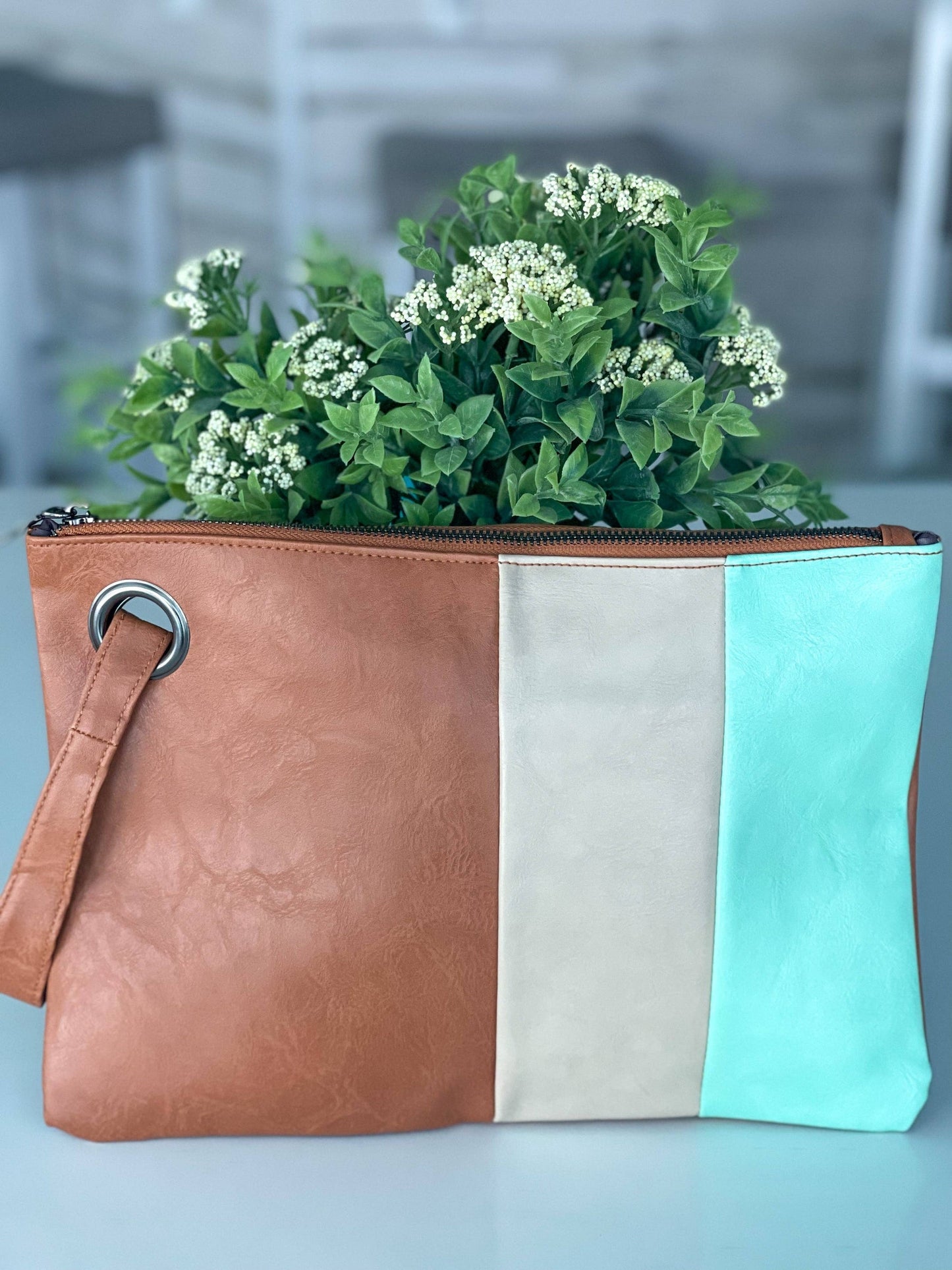 Harris + Girls Clutch Mint