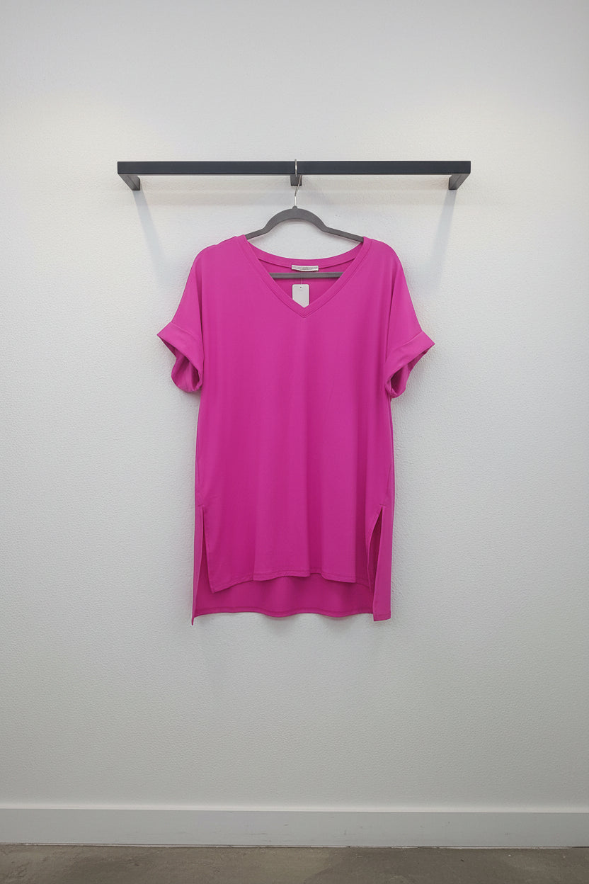 Brushed Dty Rolled Short Sleeve V-Neck Top With Side Slit High-Low Hem